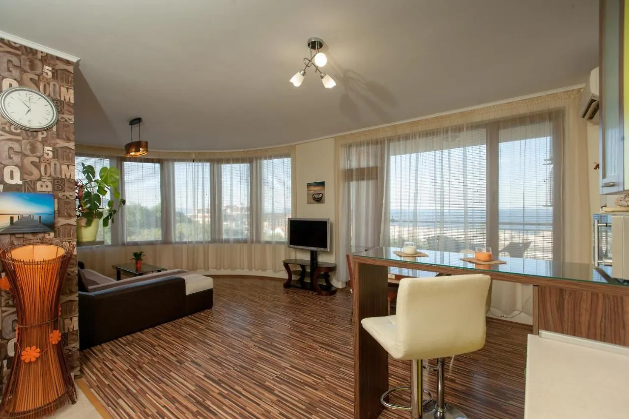 Apartment Arteon, Aparthotel Drustur Golden Sands